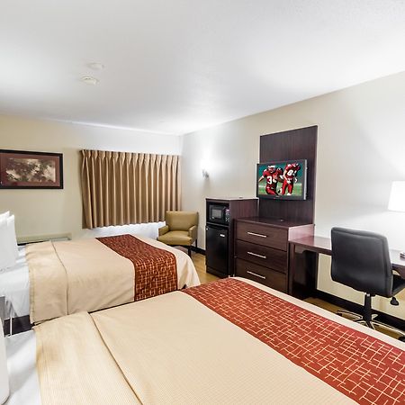Red Roof Inn Plus+ South Deerfield - Amherst Bagian luar foto