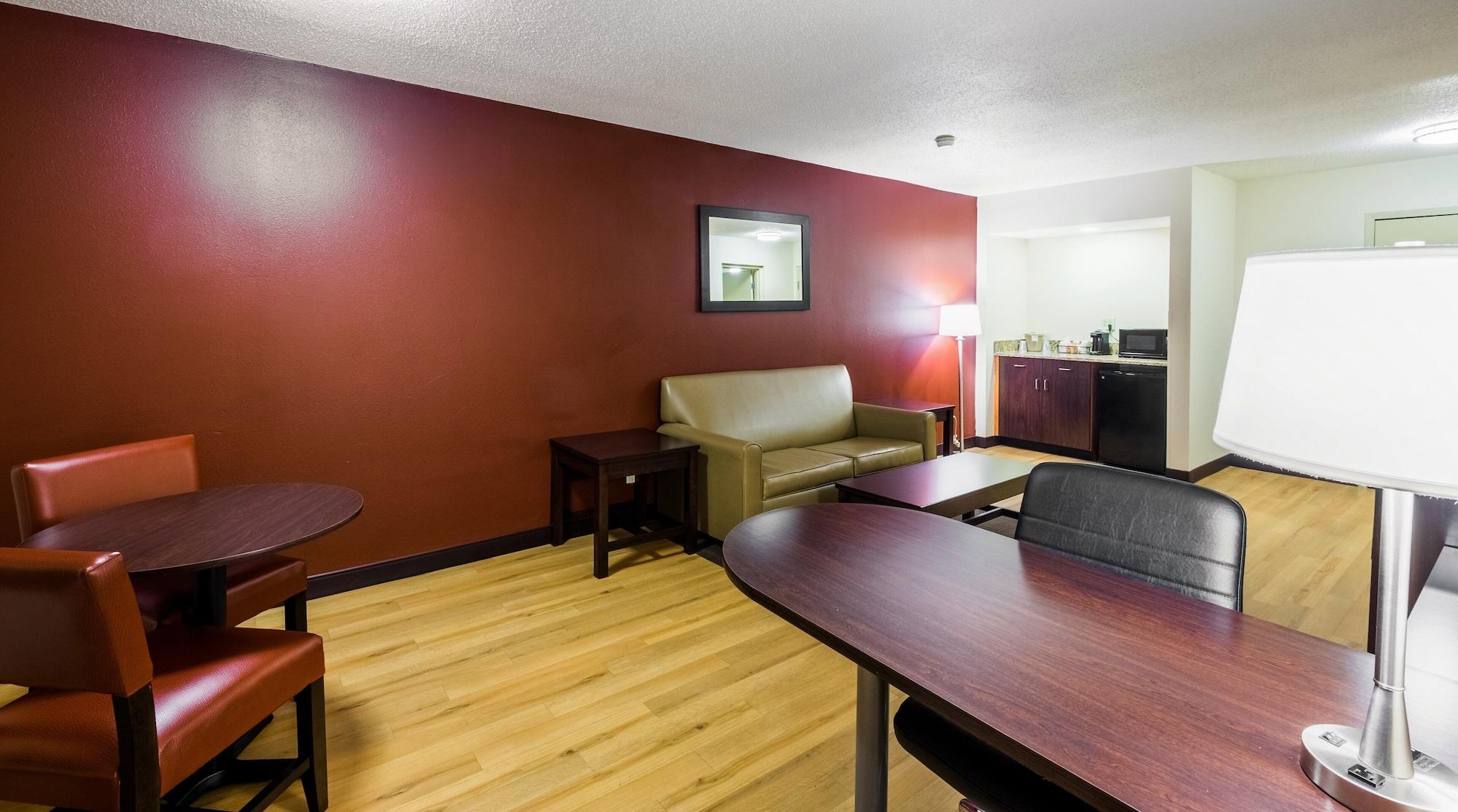 Red Roof Inn Plus+ South Deerfield - Amherst Bagian luar foto