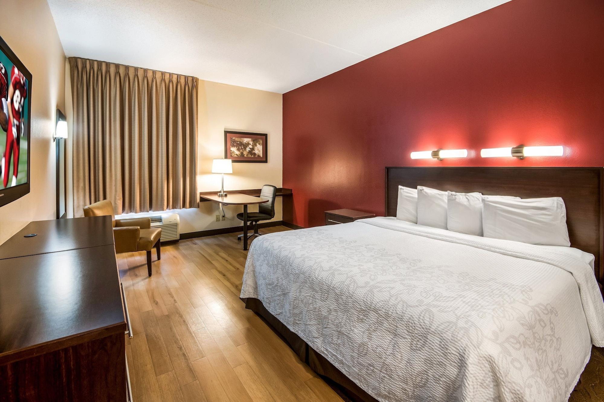 Red Roof Inn Plus+ South Deerfield - Amherst Bagian luar foto