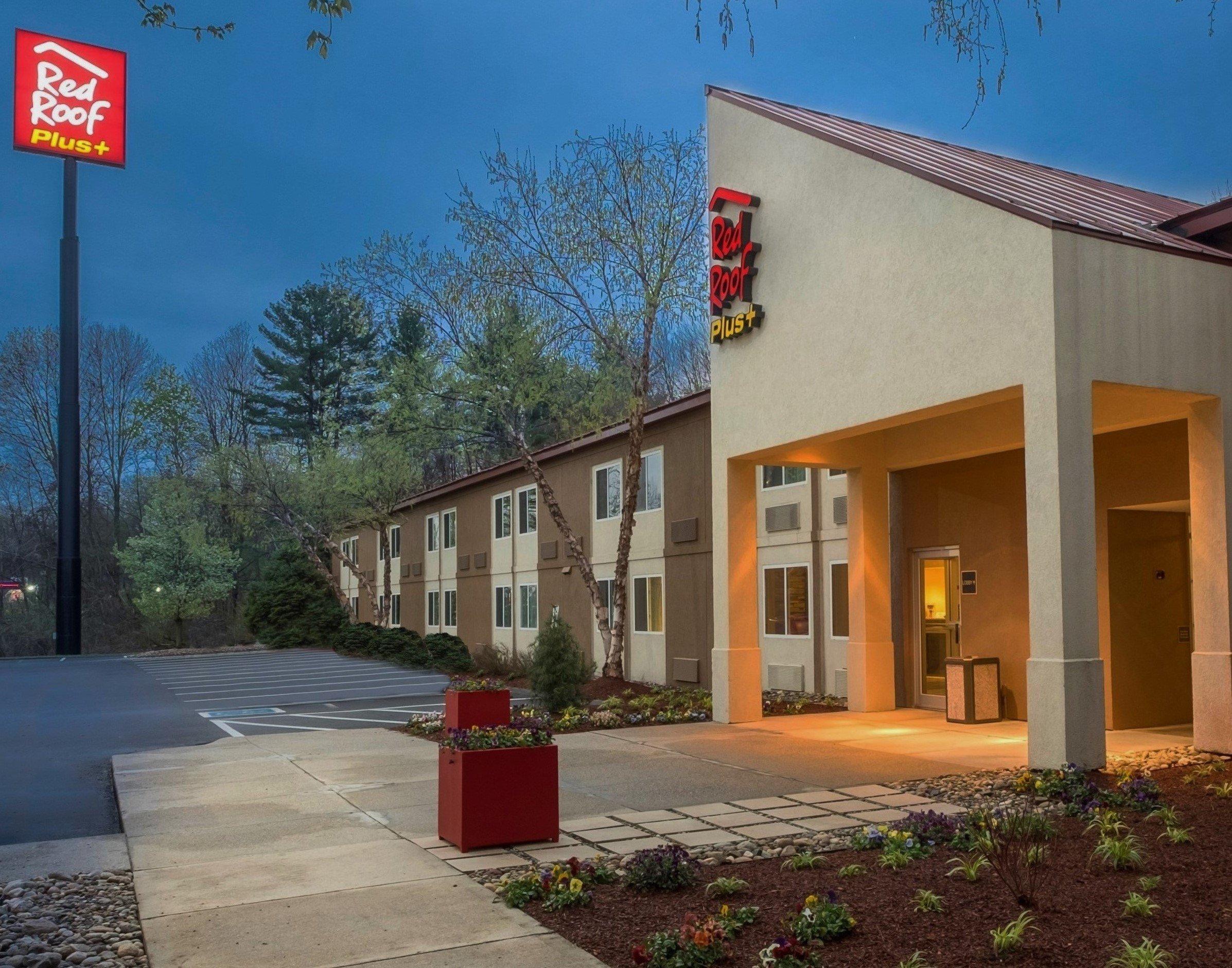 Red Roof Inn Plus+ South Deerfield - Amherst Bagian luar foto