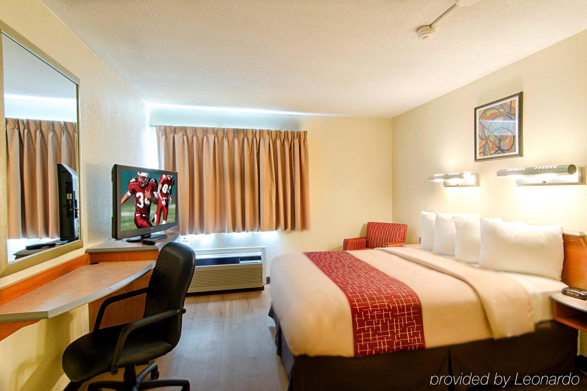 Red Roof Inn Plus+ South Deerfield - Amherst Bagian luar foto