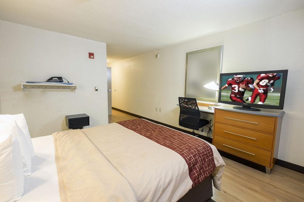 Red Roof Inn Plus+ South Deerfield - Amherst Bagian luar foto