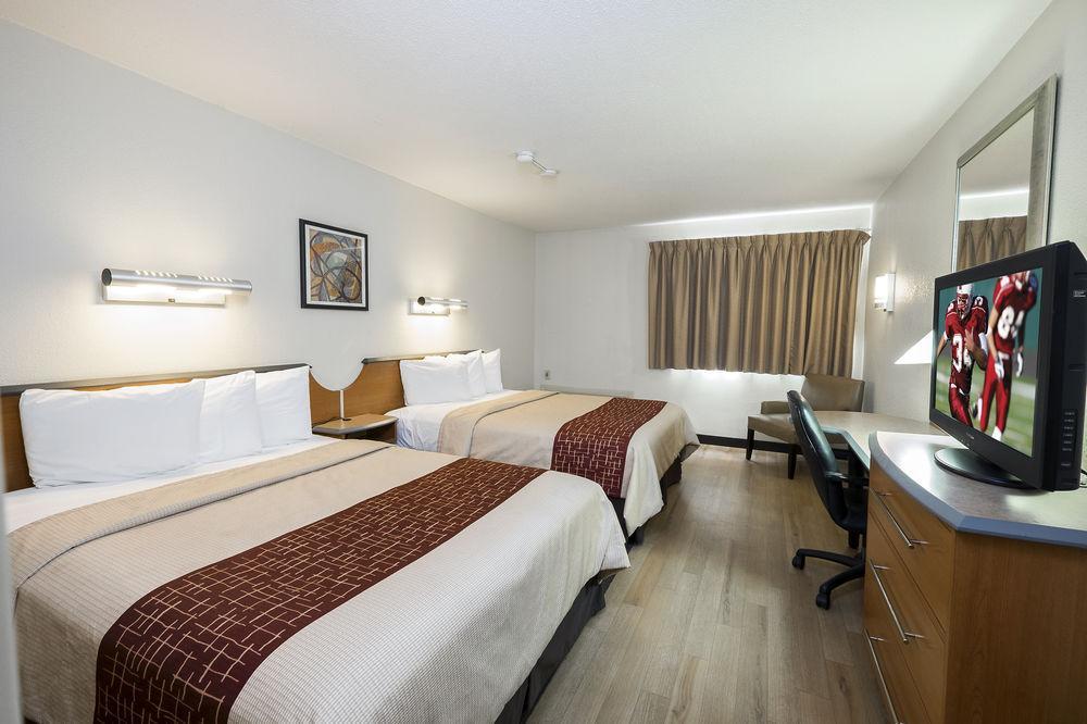Red Roof Inn Plus+ South Deerfield - Amherst Bagian luar foto