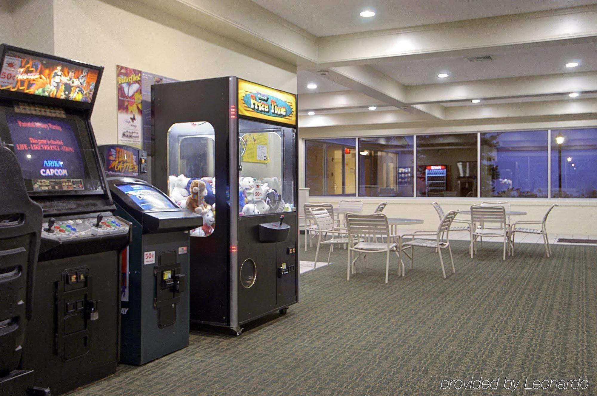 Red Roof Inn Plus+ South Deerfield - Amherst Bagian luar foto